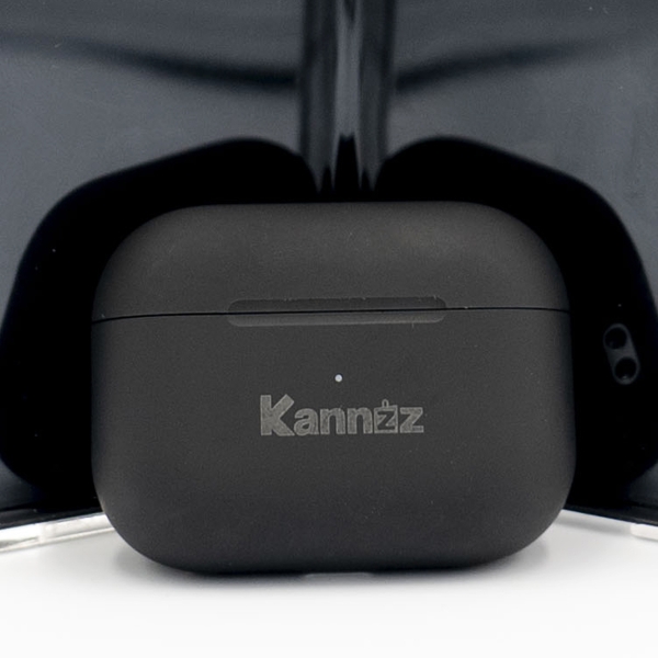 AirPods2（ブラック） Shop Apple AirPods Pro 2 Black Matte Edition | Craft by Merlin